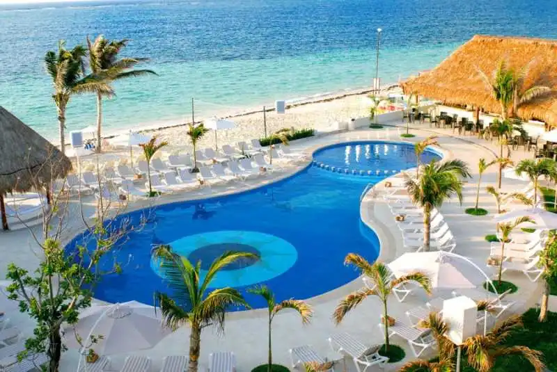 Swingular lifestyle travel destinations