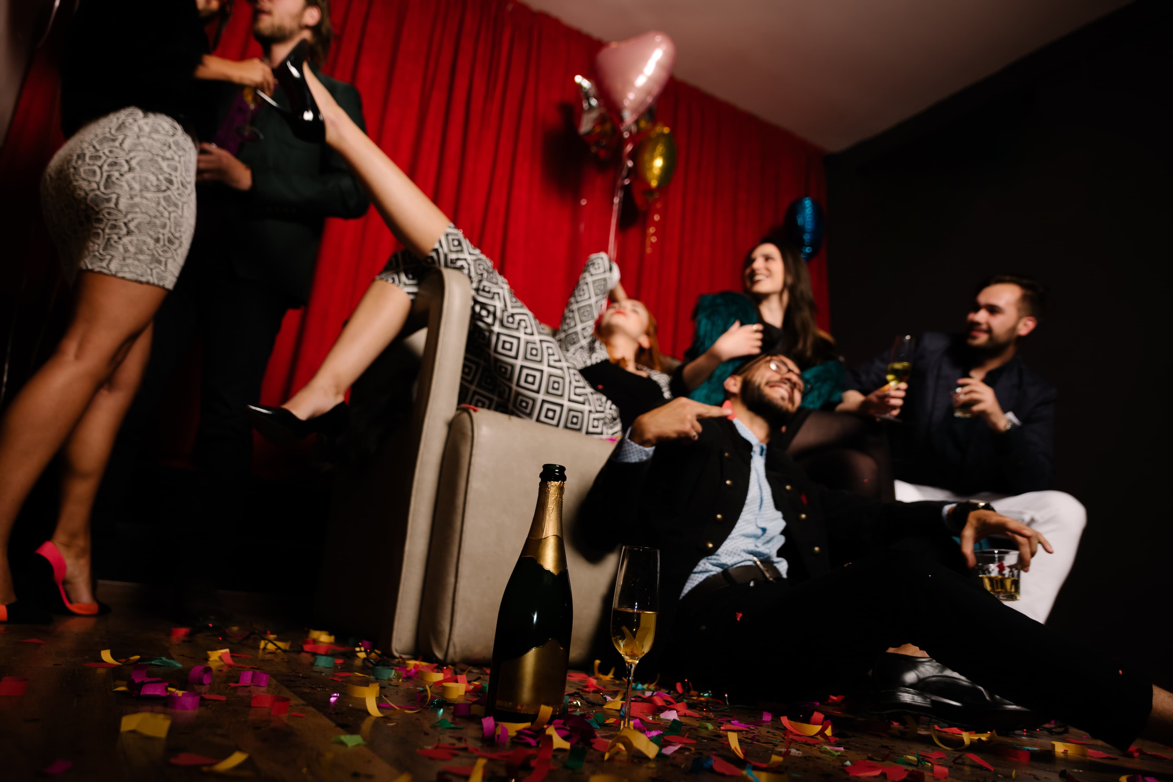 Local lifestyle parties